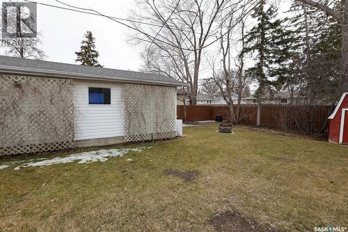 2512 Grant Road, Regina, SK - Outdoor