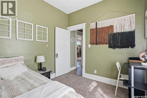 1150 3Rd Avenue Ne, Moose Jaw, SK - Indoor Photo Showing Bedroom