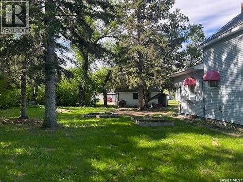 327 4Th Avenue E, Canora, SK - Outdoor