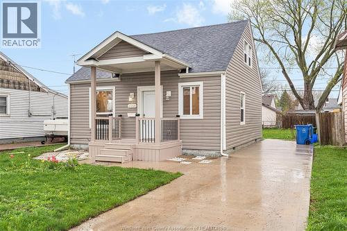 2358 LOUIS AVENUE  Windsor, ON N8W 2B6