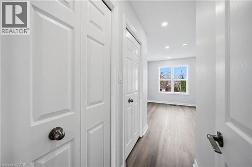 233B Vine Street, St. Catharines, ON - Indoor Photo Showing Other Room