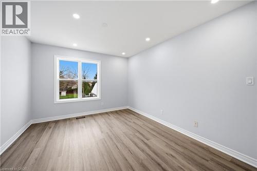 233B Vine Street, St. Catharines, ON - Indoor Photo Showing Other Room