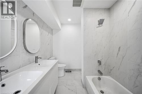 233B Vine Street, St. Catharines, ON - Indoor Photo Showing Bathroom