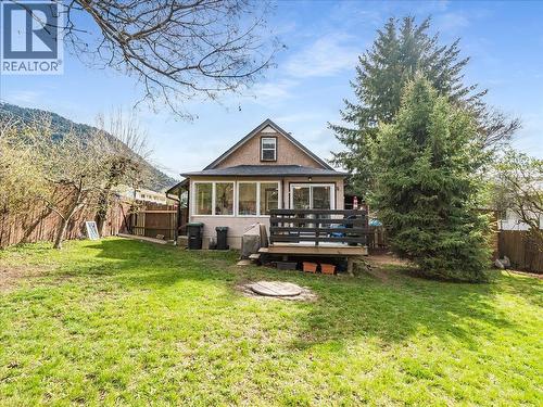 702 6th Street  Castlegar, BC V1N 2E9