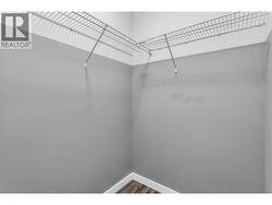 Walk In Closet - 