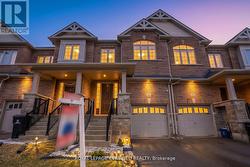 66 GRASSBOURNE AVENUE  Kitchener, ON N2R 0S5