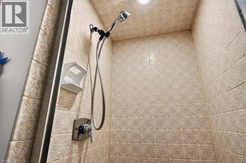 139 Queen Street S, Hamilton, ON - Indoor Photo Showing Bathroom