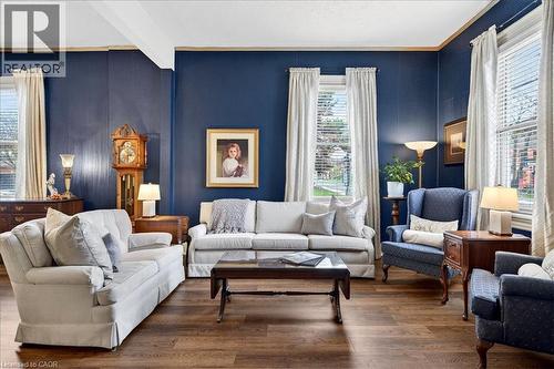 139 Queen Street S, Hamilton, ON - Indoor Photo Showing Living Room
