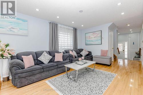 60 Bushmill Circle, Brampton, ON - Indoor Photo Showing Living Room