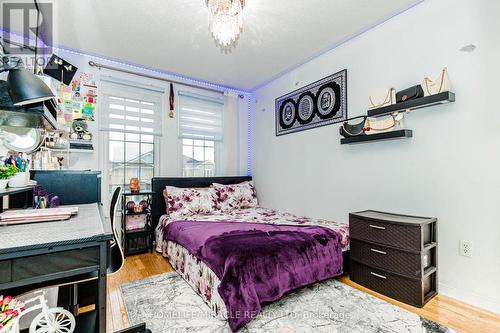 60 Bushmill Circle, Brampton, ON - Indoor Photo Showing Bedroom