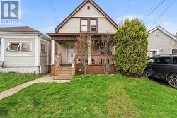 99 ROBINS AVENUE  Hamilton, ON L8H 4N5