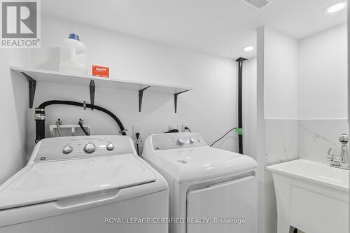 22 Golden Terrace Court, Kitchener, ON - Indoor Photo Showing Laundry Room