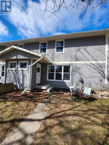 21 ST CHARLES PLACE  Huron East (Vanastra), ON N0M 1L0