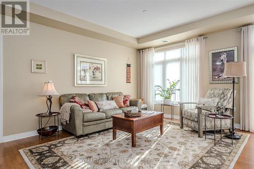401 - 65 Bayberry Drive, Guelph (Village By The Arboretum), ON - Indoor Photo Showing Living Room