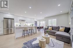 53 CASSIA CRESCENT  Vaughan, ON L6A 3N3