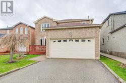 9 DUGGAN DRIVE Brampton, ON L6Y 4K8
