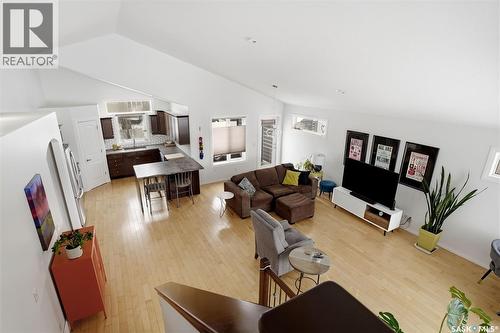 4014 Cumberland Road E, Regina, SK - Indoor