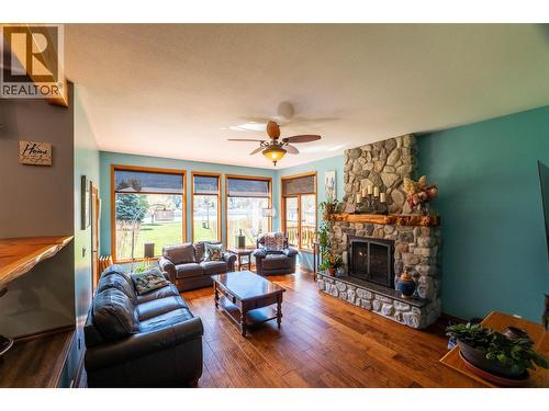 6158 Redfish Road, Nelson, BC 