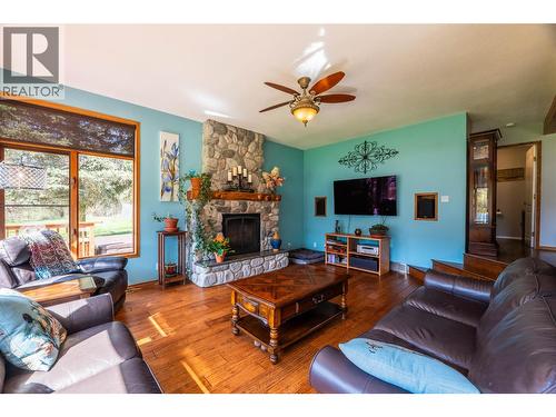 6158 Redfish Road, Nelson, BC 