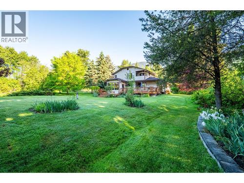 6158 Redfish Road, Nelson, BC 