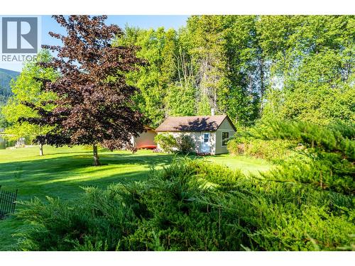 6158 Redfish Road, Nelson, BC 