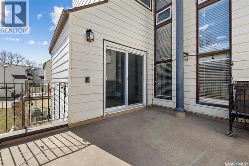 5064 10Th Avenue, Regina, SK - Outdoor With Exterior