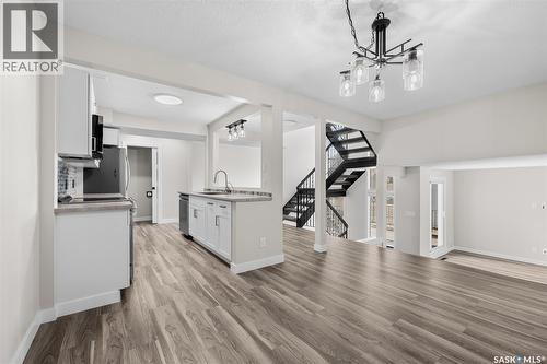 5064 10Th Avenue, Regina, SK - Indoor Photo Showing Kitchen