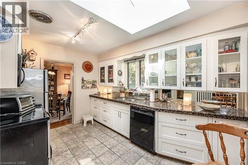 Kitchen - 557 Stillwater Crescent, Burlington, ON - Indoor
