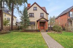 42 QUEEN STREET  Belleville (Belleville Ward), ON K8N 1T5