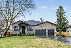 225 SUNNYBRAE AVENUE  Innisfil, ON L9S 1K4