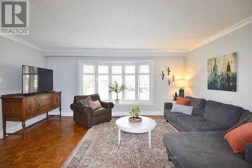 3178 Heathfield Drive, Burlington, ON - Indoor Photo Showing Living Room