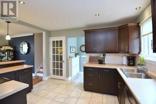 3178 Heathfield Drive, Burlington, ON - Indoor Photo Showing Kitchen With Double Sink