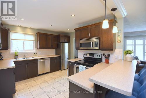 3178 Heathfield Drive, Burlington, ON - Indoor Photo Showing Kitchen With Stainless Steel Kitchen With Double Sink