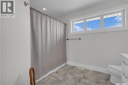 1235 Pringle Way, Saskatoon, SK 