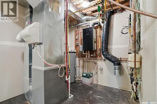 118 3Rd Street E, Saskatoon, SK - Indoor Photo Showing Basement