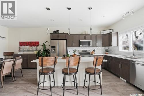 118 3Rd Street E, Saskatoon, SK - Indoor Photo Showing Kitchen With Upgraded Kitchen