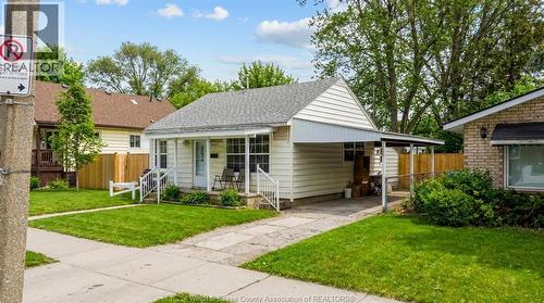 3567 King Street, Windsor, ON - Outdoor