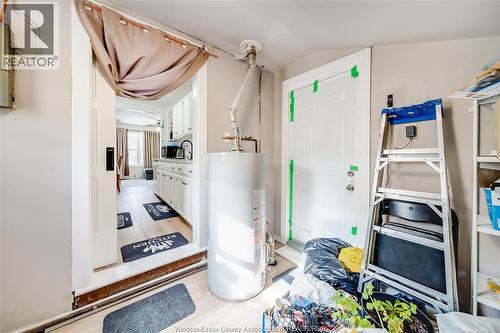 3567 King Street, Windsor, ON - Indoor