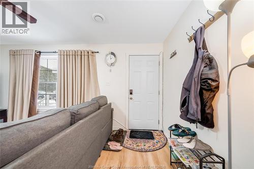 3567 King Street, Windsor, ON - Indoor