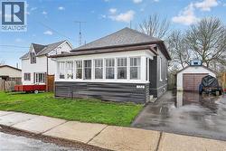 124 EAST PARK Drive Woodstock, ON N4S 3N2