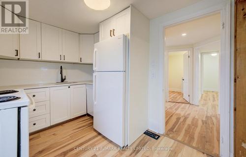336 Geneva Street, St. Catharines (Fairview), ON - Indoor Photo Showing Kitchen
