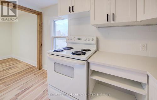 336 Geneva Street, St. Catharines (Fairview), ON - Indoor Photo Showing Kitchen