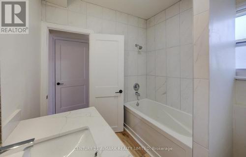 336 Geneva Street, St. Catharines (Fairview), ON - Indoor Photo Showing Bathroom