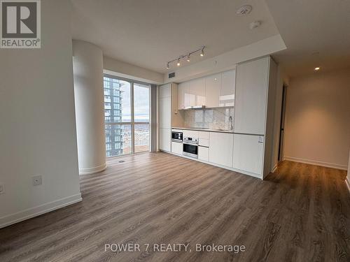4112 - 8 Interchange Way, Vaughan, ON - Indoor Photo Showing Other Room