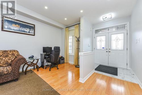 20 GAMSON CRESCENT  Brampton, ON L6R 0V8