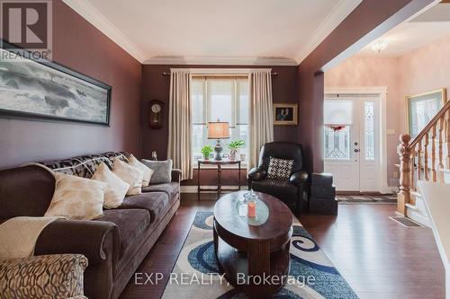232 Oxford Street, Goderich, ON - Indoor Photo Showing Living Room