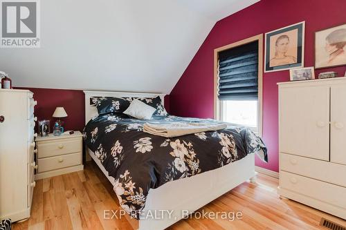 232 Oxford Street, Goderich, ON - Indoor Photo Showing Bedroom
