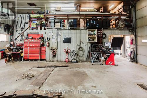 232 Oxford Street, Goderich, ON - Indoor Photo Showing Garage