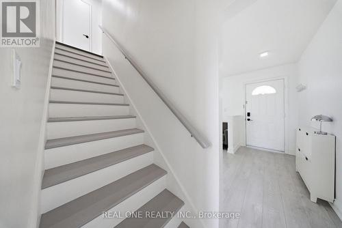 24 Sumach Street, Hamilton, ON - Indoor Photo Showing Other Room