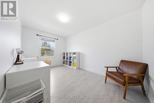 24 Sumach Street, Hamilton, ON - Indoor